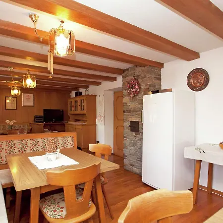 Holiday Gasser 2 Holiday home Uderns